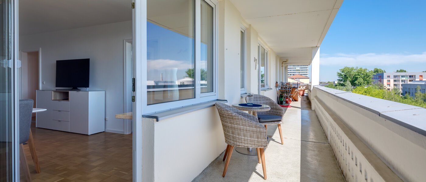 Ravna stran München Schwabing (links der Leopoldstraße) 03 Balkon 11029