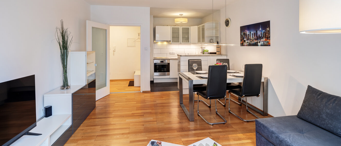 Lapos München Haidhausen 04 Nappali 11036