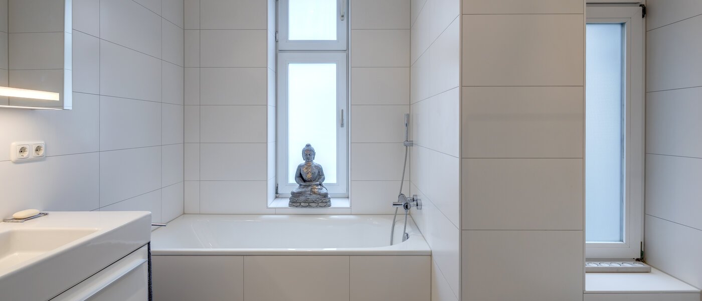 Ploché München Neuhausen 01 Koupelna 11045