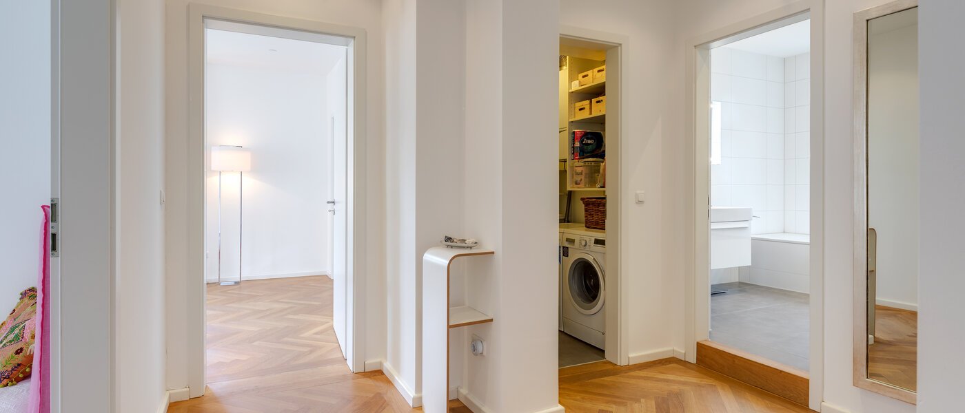 Ploché München Neuhausen 01 Chodba/chodba 11045