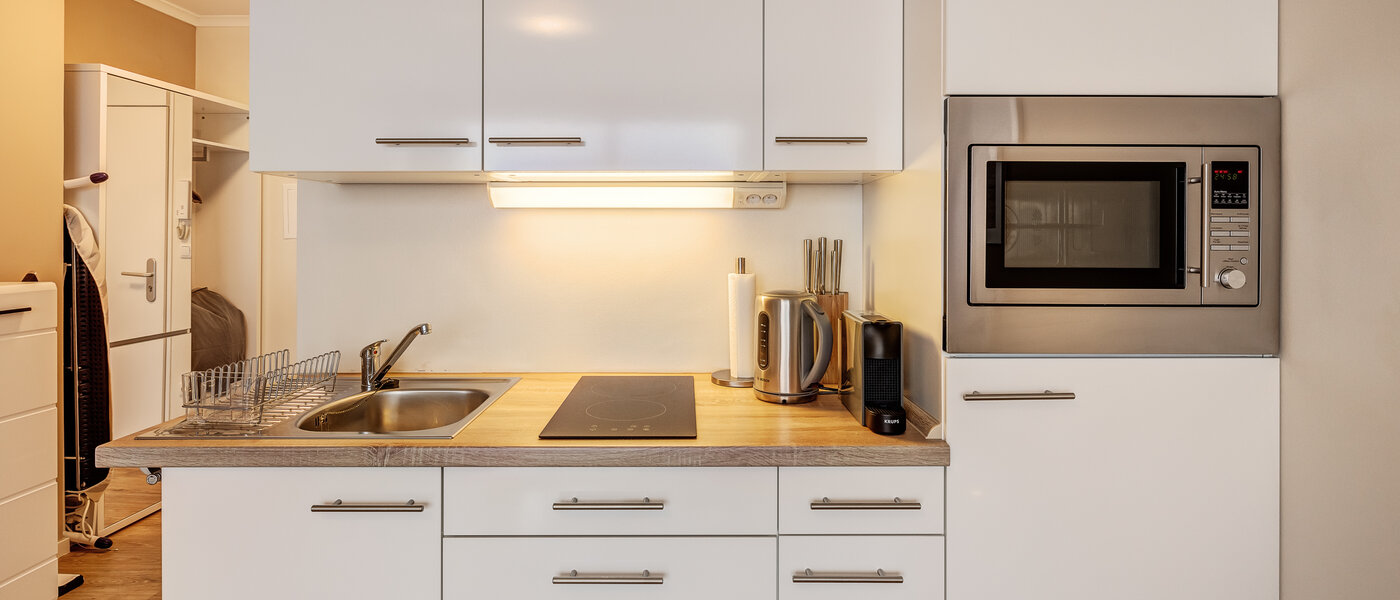 Lapos München Arabellapark 01 Konyha 11073