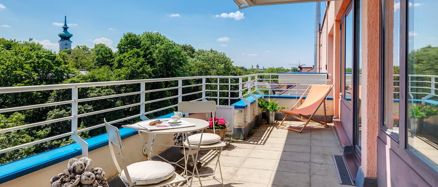 Tagterrasse-lejlighed München Bogenhausen 01 Terrasse 11076