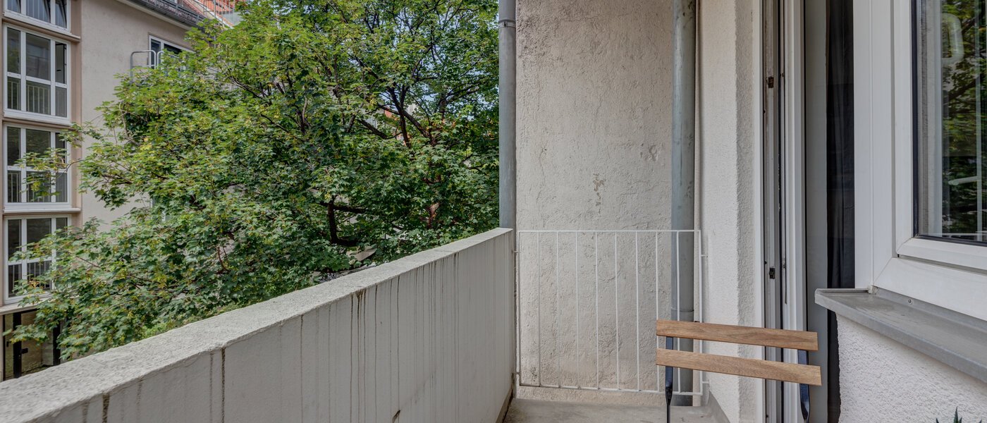 Flad München Maxvorstadt - Rund um den Josephplatz 02 Balkon 11083