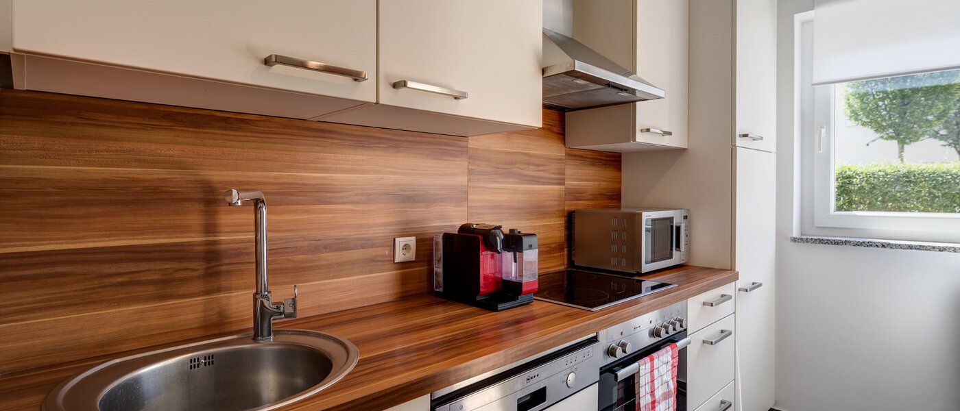 Ravna stran München Bogenhausen 02 Kuhinja 11173