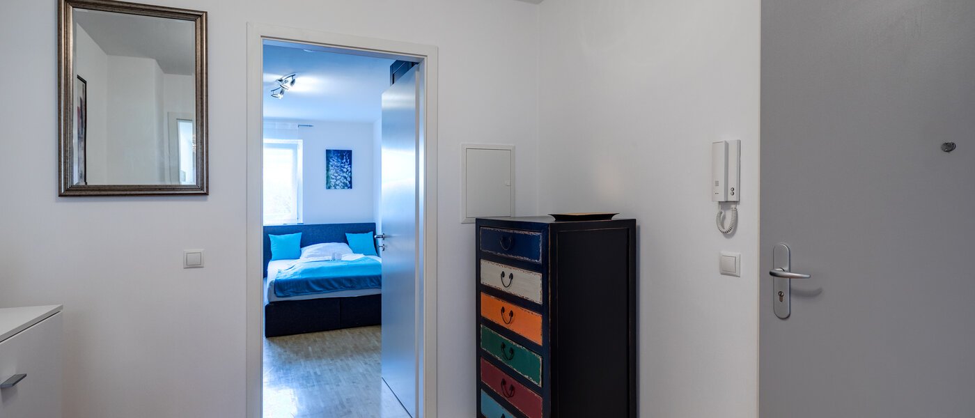 Ravna stran München Bogenhausen 02 Koridor/hodnik 11173