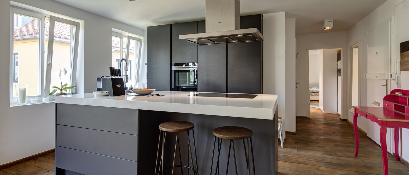 Lapos München Schwabing 01 Konyha 11220