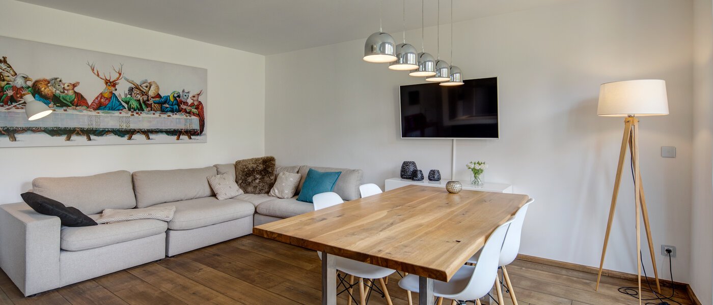 Lapos München Schwabing 02 Nappali 11220