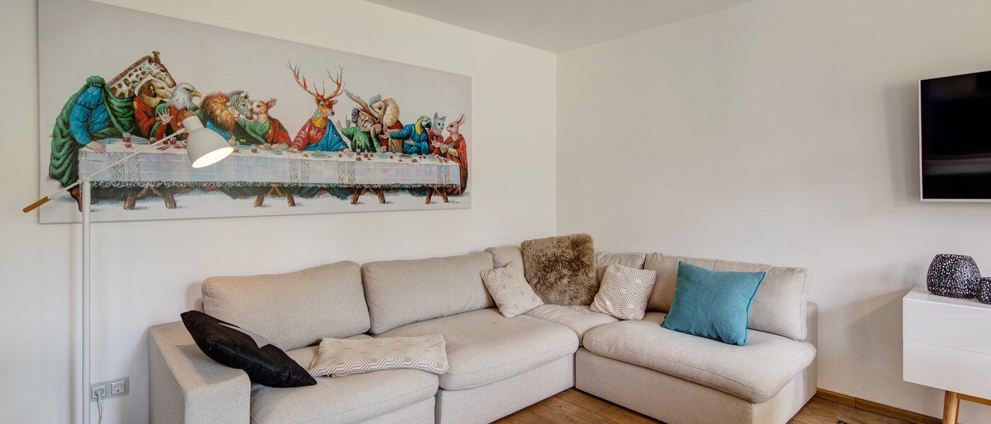 Lapos München Schwabing 03 Nappali 11220