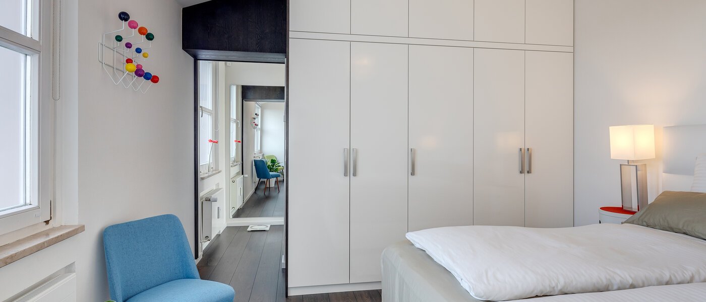 Апартамент с покривна тераса München Arabellapark 04 Спалня 11226