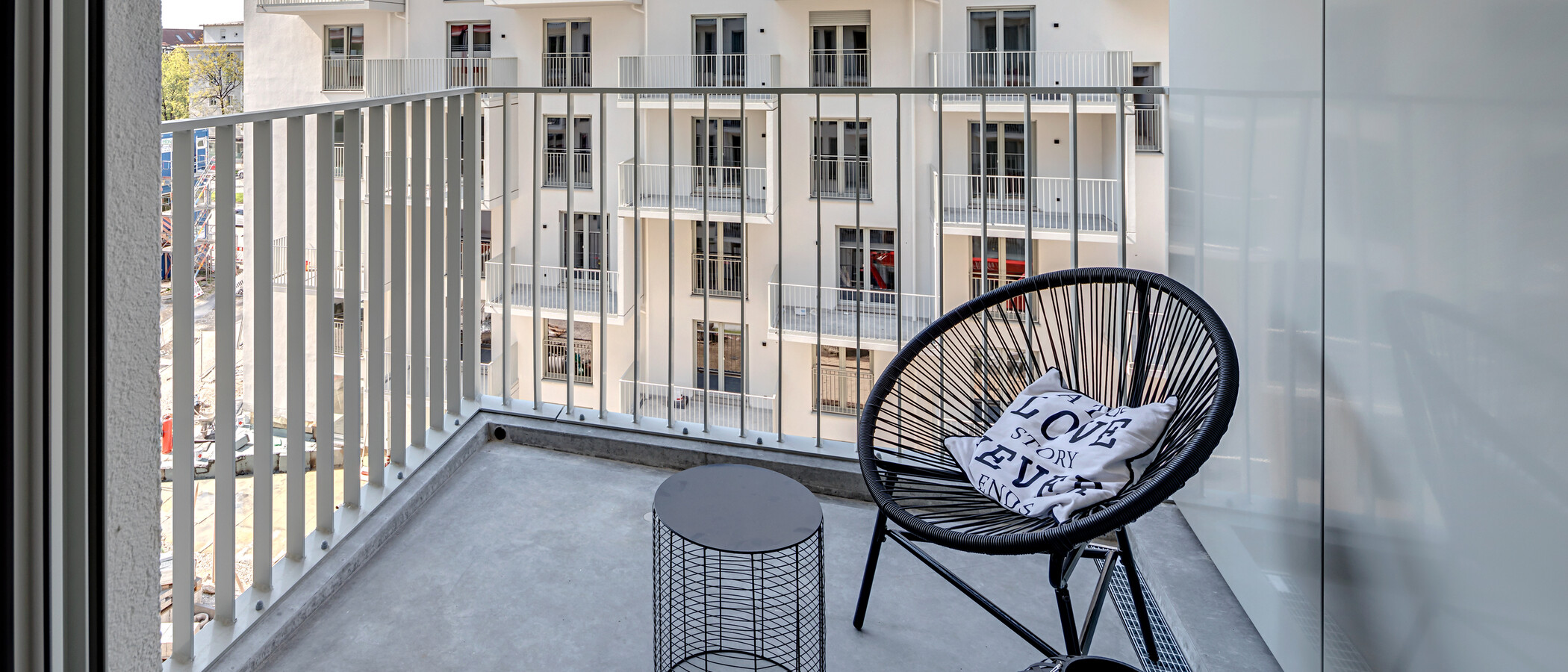 Płaski München Schwabing (rechts der Leopoldstraße) 01 Balkon 11242