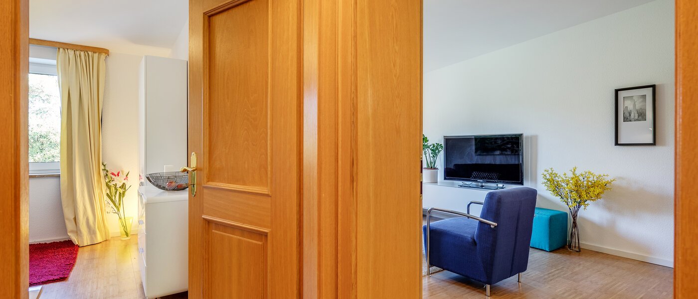 Flat München Parkstadt Bogenhausen 04 Korridor/gang 11256