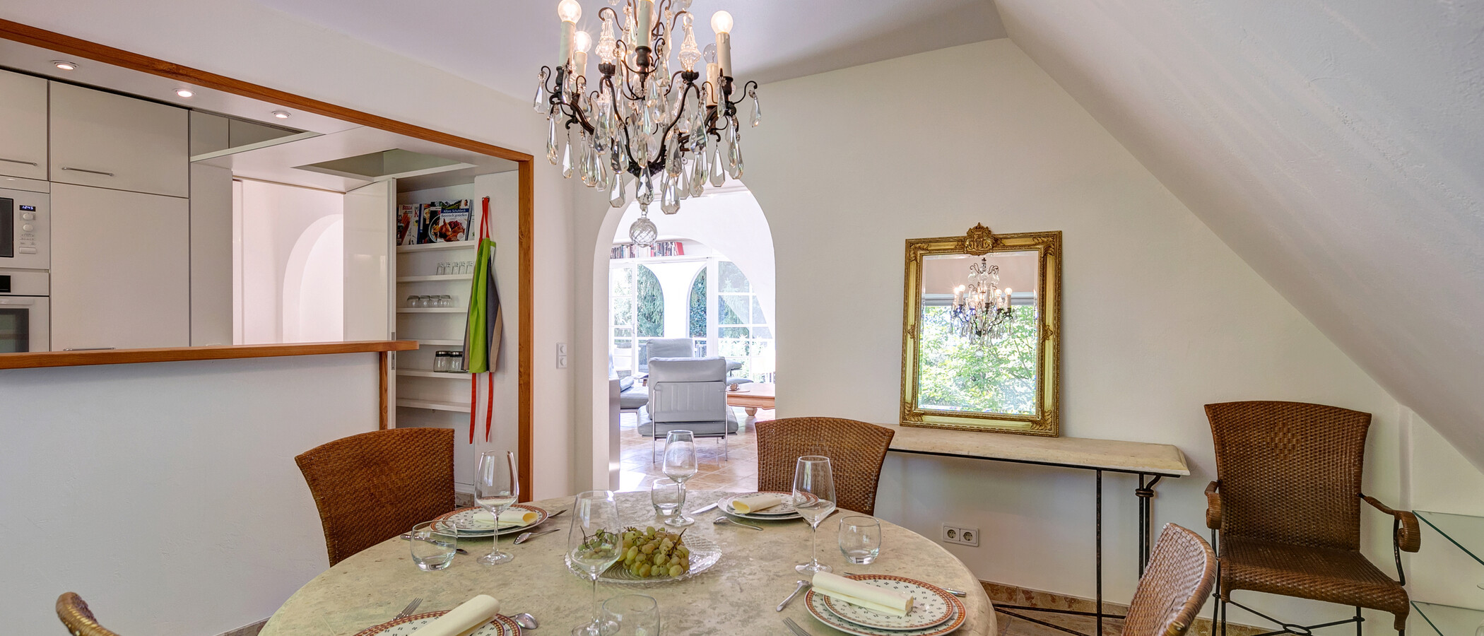 Çatı teraslı daire München Menterschwaige 03 Yemek alanı 11267