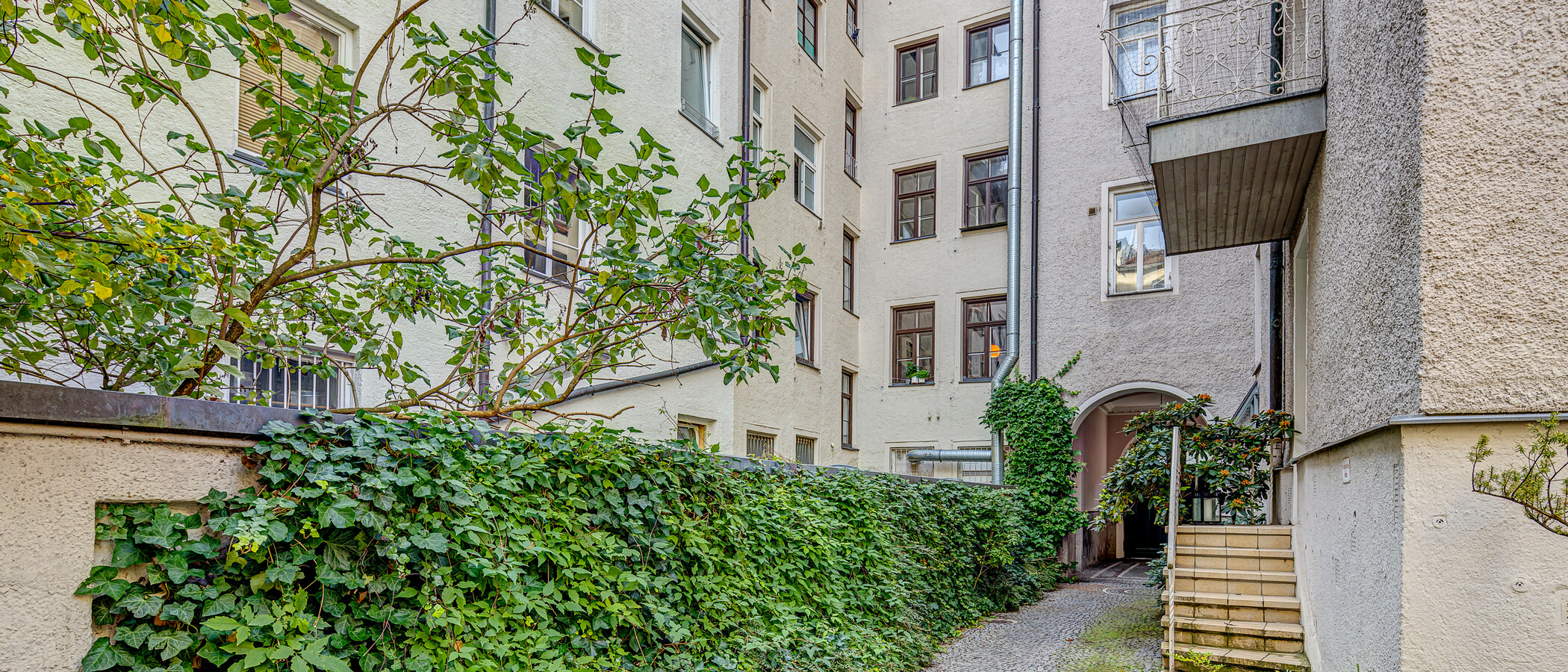 Lapos München Lehel 02 Belső udvar 11273