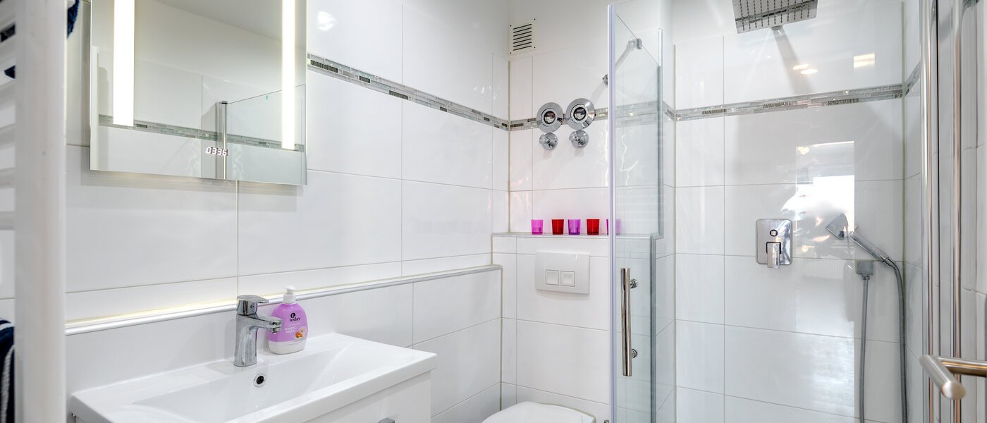 Ploché München Sendling 01 2. kúpeľňa 11282