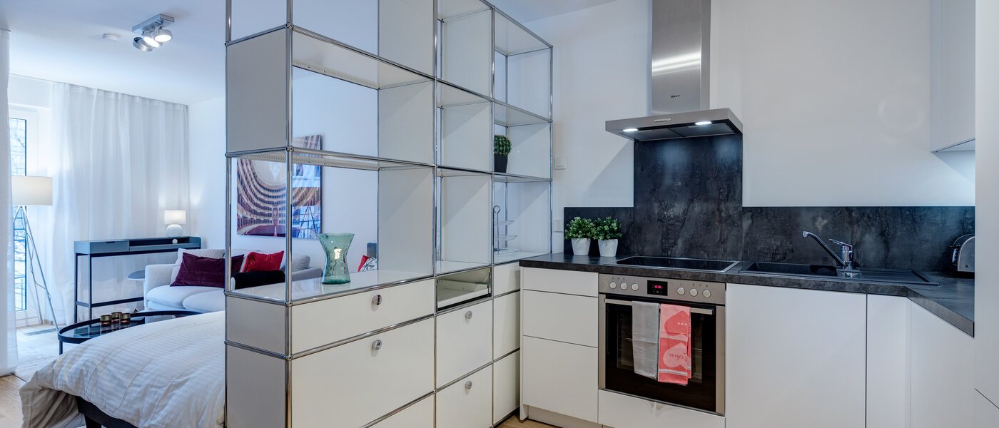 Lapos München Bogenhausen 02 Konyha 11300