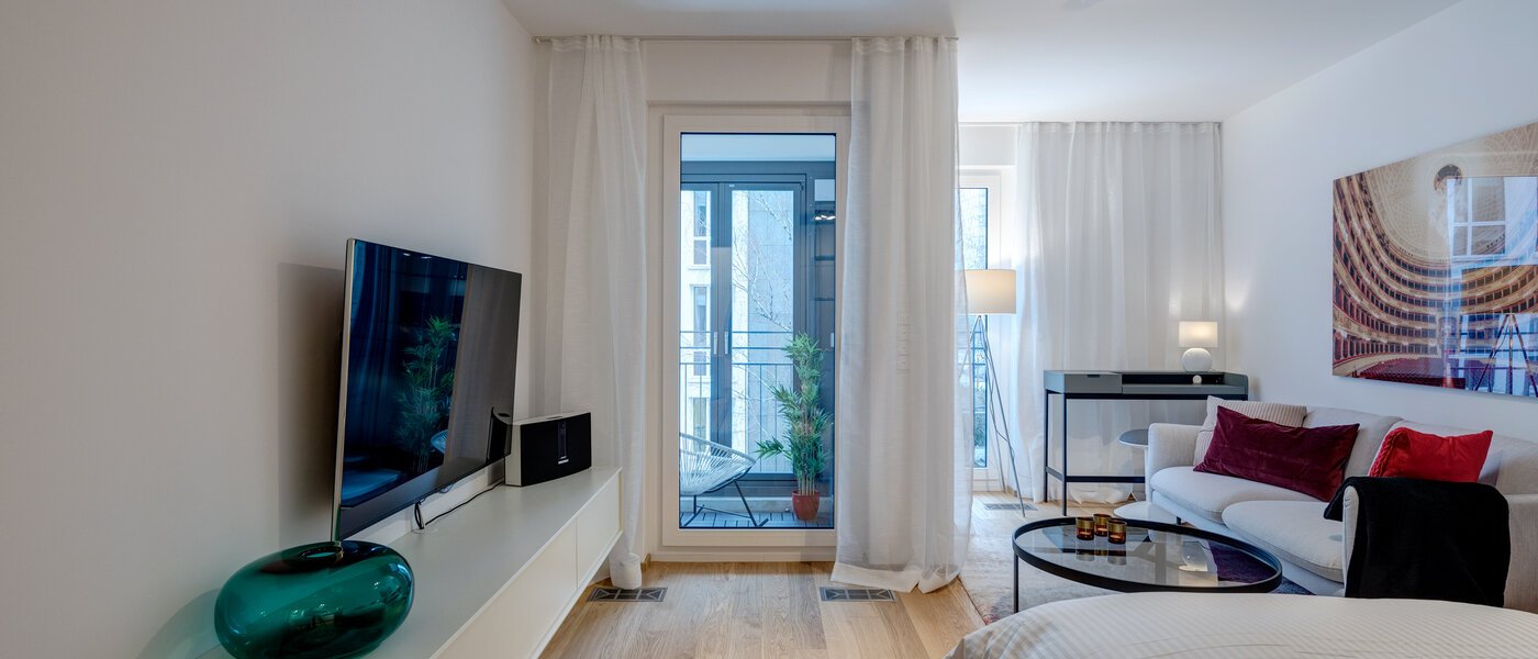 Lapos München Bogenhausen 02 Nappali 11300