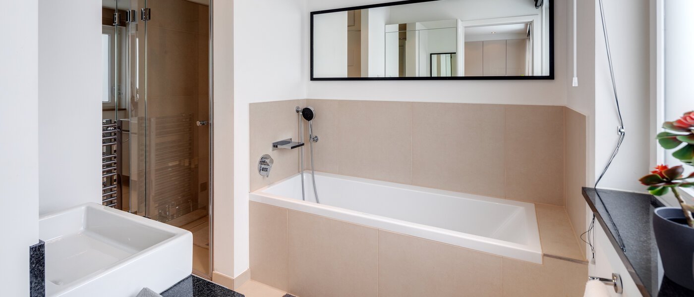 Ploché München Schwabing-West 01 Kúpeľňa 11349