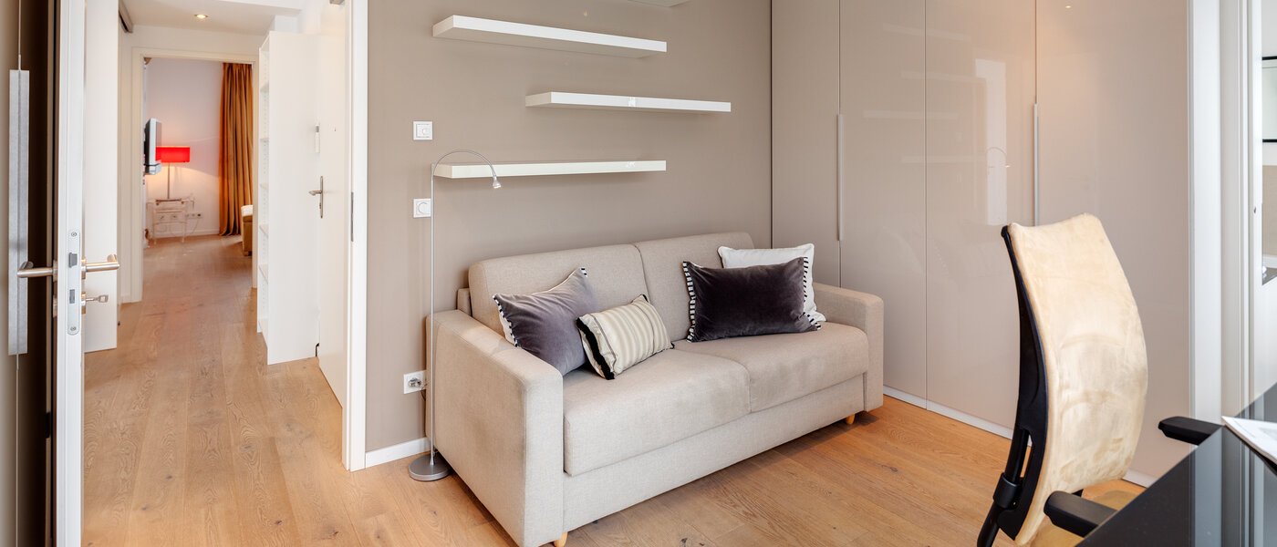 Ploché München Schwabing-West 01 Izba pre hostí 11349