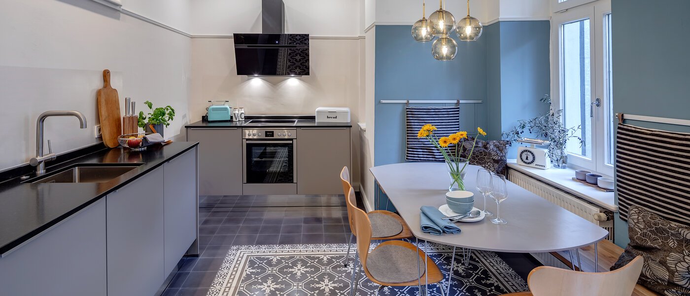 Ploché München Glockenbachviertel 01 Kuchyně 11352