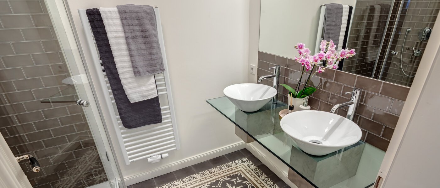 Ploché München Glockenbachviertel 02 Koupelna 11352