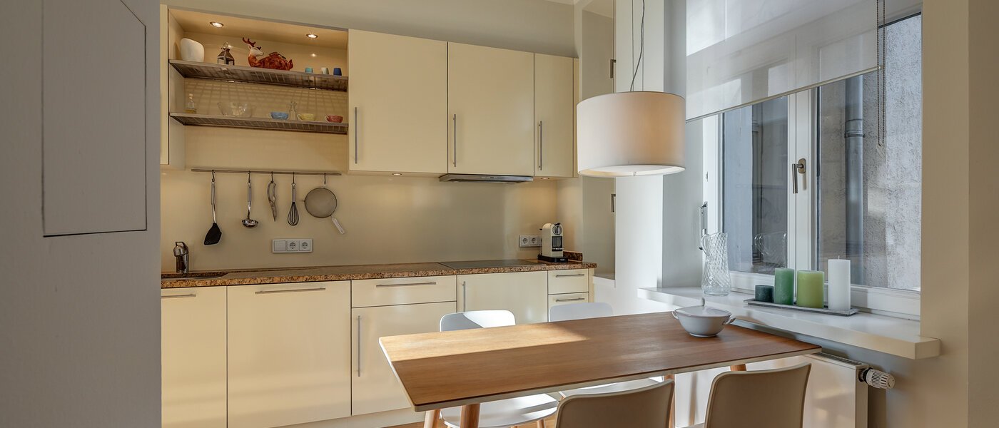 Lapos München Glockenbachviertel 01 Konyha 11395