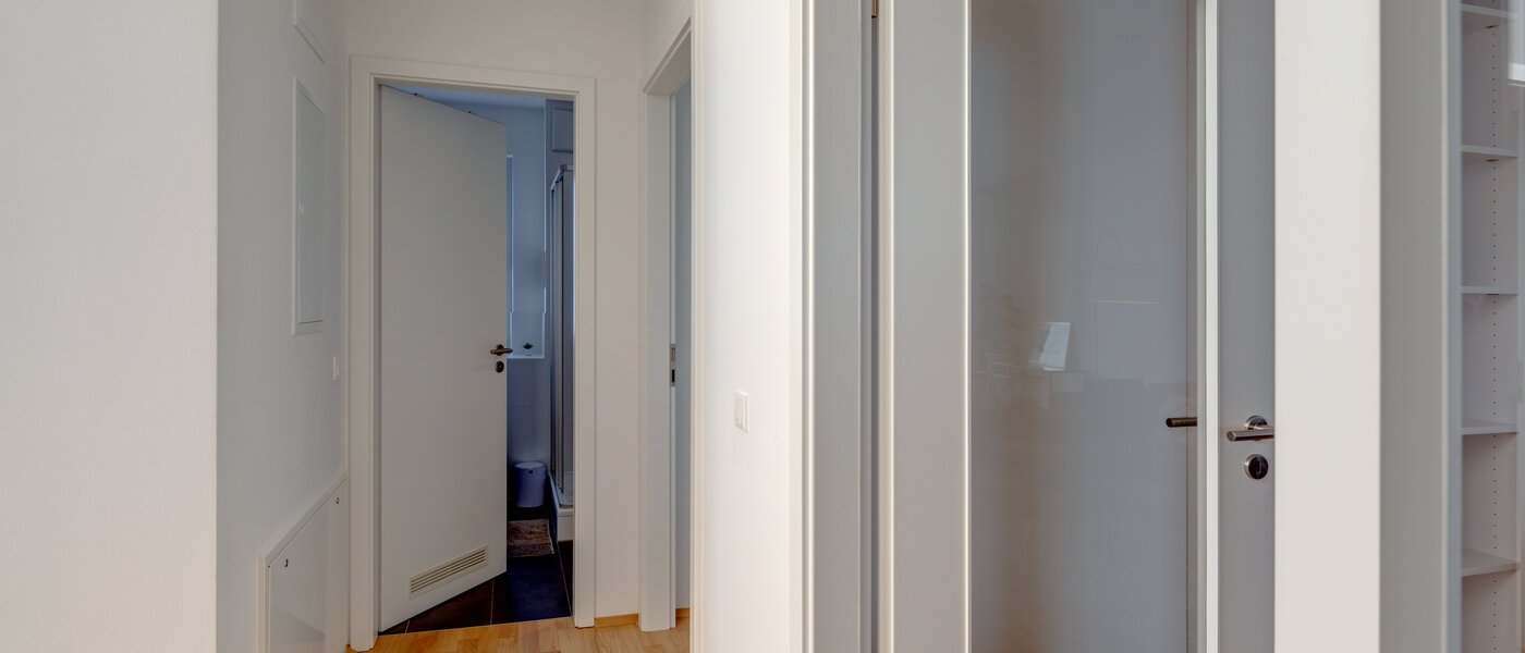 Düz München Aubing 04 Koridor/koridor geçidi 11399