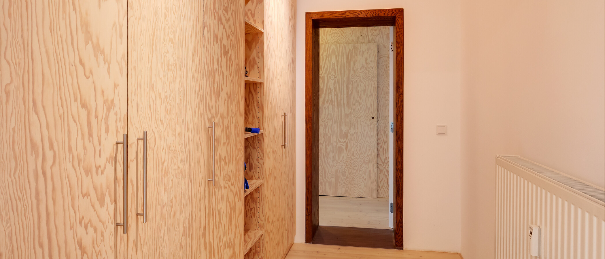 Flat München Westend 01 Omkledningsrom 11413