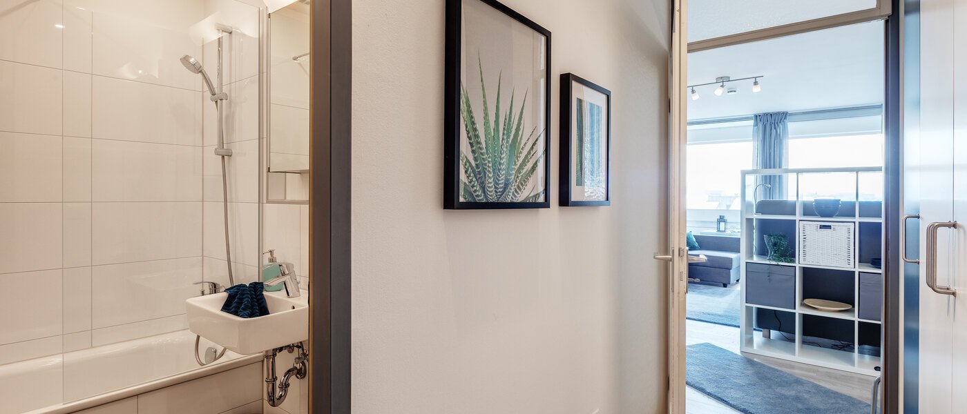 Ravna stran München Arabellapark 01 Koridor/hodnik 11422