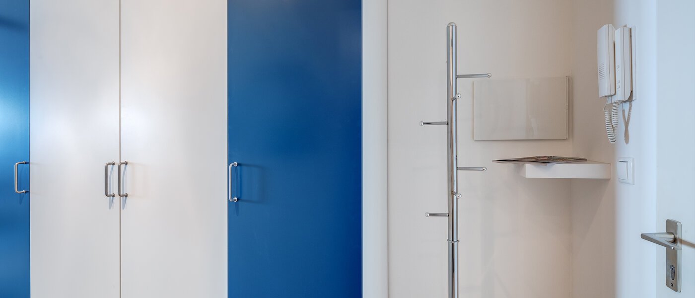 Ravna stran München Arabellapark 02 Koridor/hodnik 11422