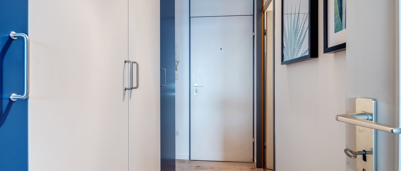 Ravna stran München Arabellapark 03 Koridor/hodnik 11422