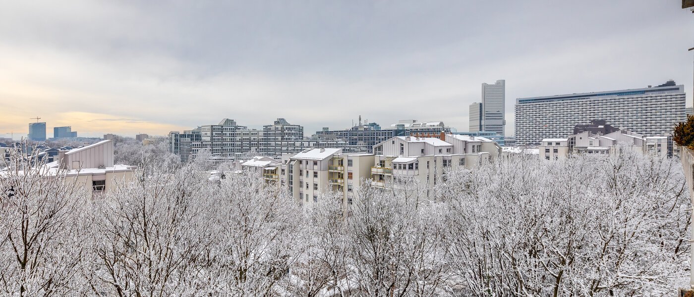 Ravna stran München Arabellapark 02 Oglejte si 11422