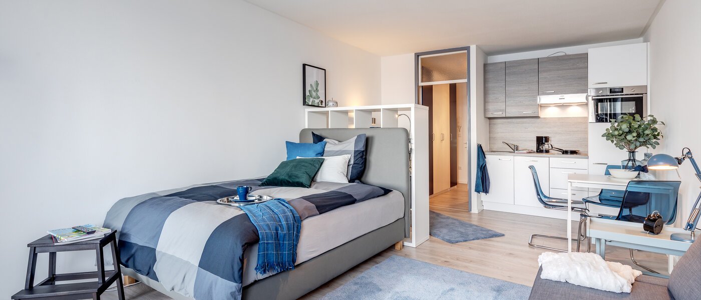 Ravna stran München Arabellapark 03 Dnevni prostor 11422