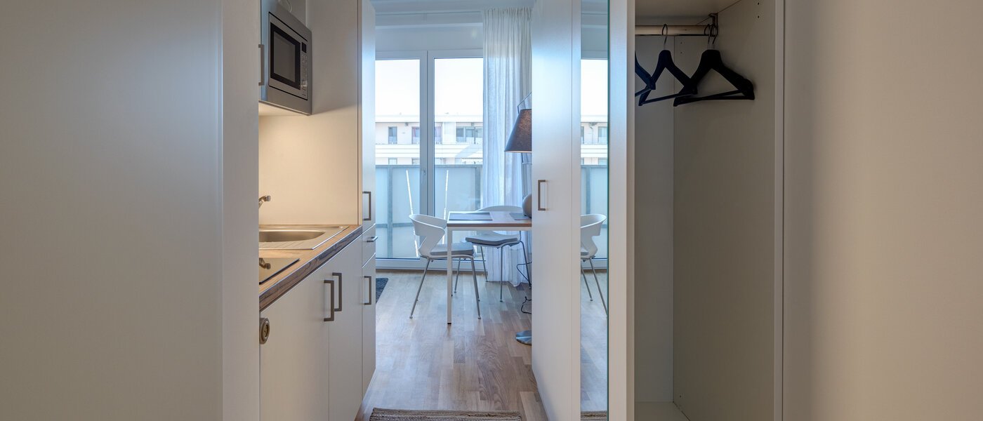 플랫 München Messestadt Riem 01 복도/복도 11435