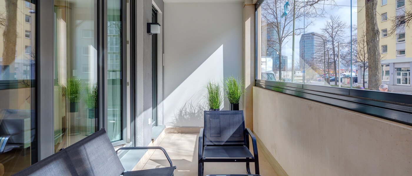 Lapos München Bogenhausen 03 Erkély 11481