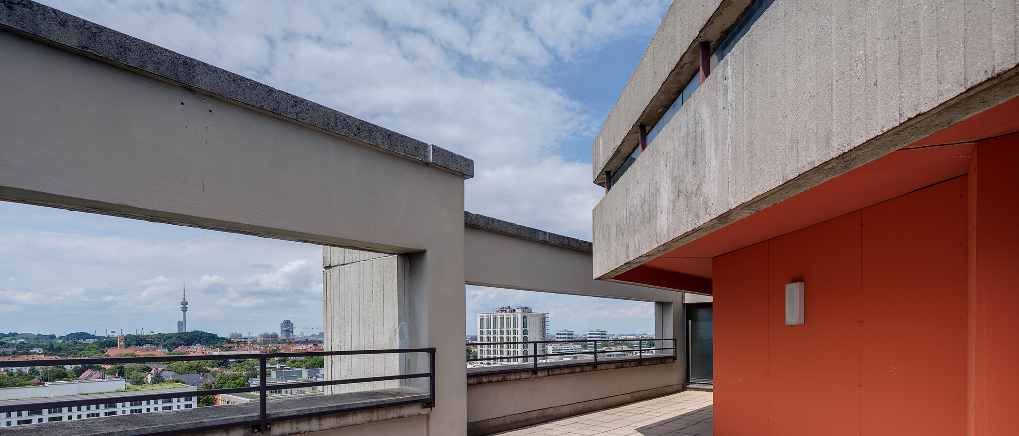 Ravna stran München Schwabing (rechts der Leopoldstraße) 01 Skupna terasa  11509