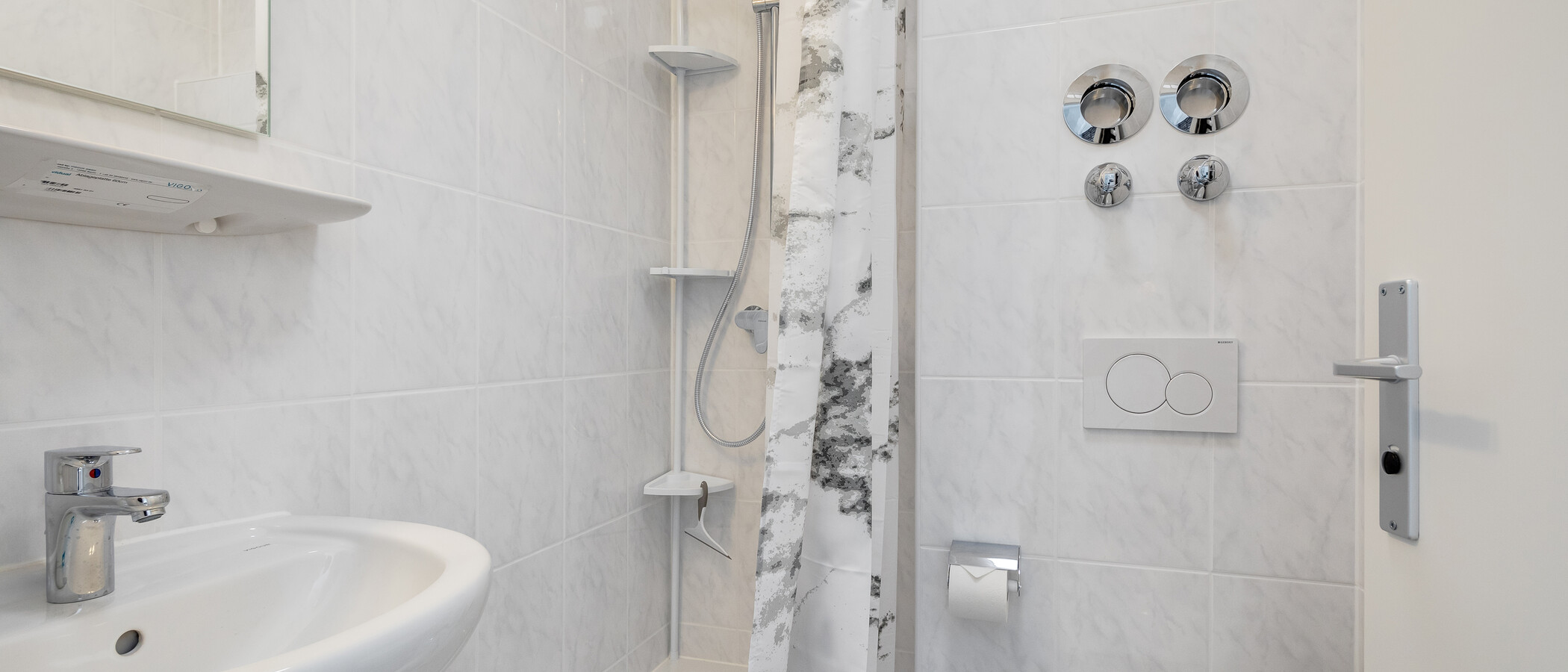 Płaski München Ramersdorf 01 Łazienka 11545