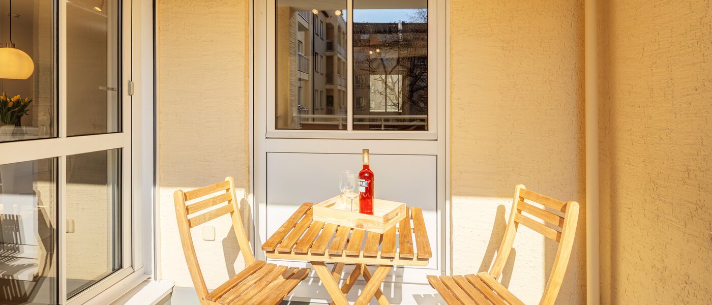 Płaski München Schwabing-Nord (zw. Leopoldstraße & Englischen Garten) 02 Balkon 11551