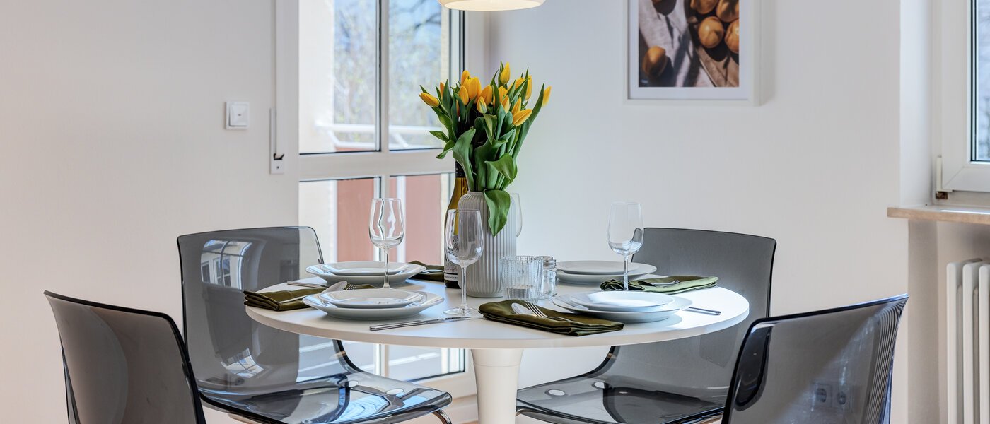 Płaski München Schwabing-Nord (zw. Leopoldstraße & Englischen Garten) 05 Część dzienna 11551