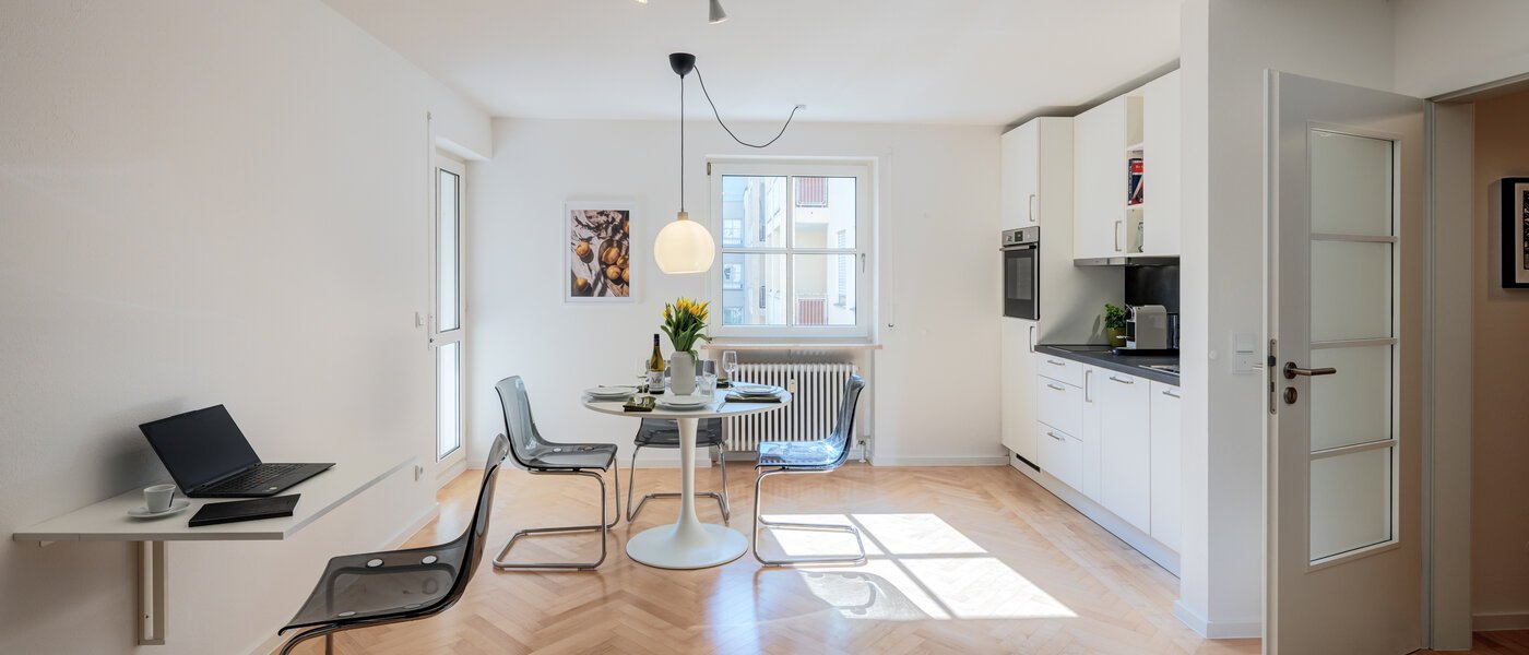 Płaski München Schwabing-Nord (zw. Leopoldstraße & Englischen Garten) 06 Część dzienna 11551