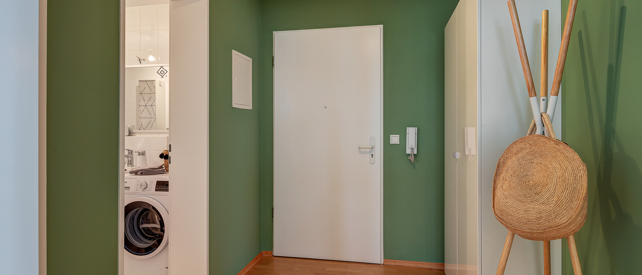 Płaski München Schwabing-West (rund um den Hohenzollernplatz) 01 Korytarz/przejście 11583