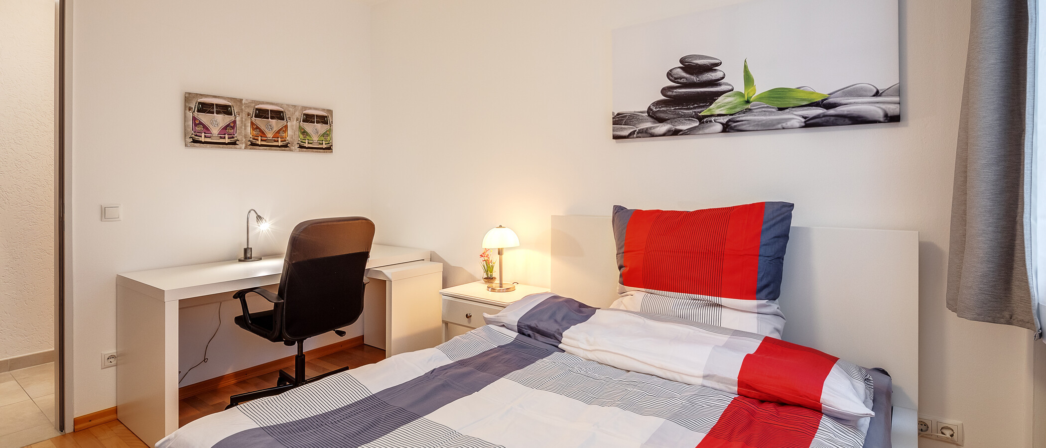 Düz München Oberföhring 01 2. yatak odası 11585
