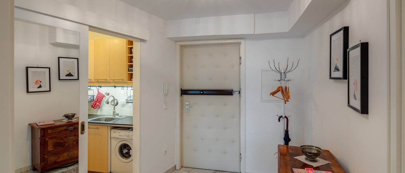 Ploché München Gärtnerplatzviertel 03 Chodba/chodba 11662