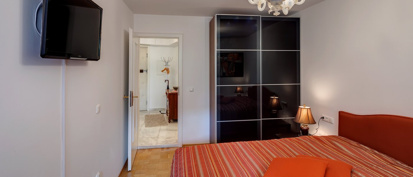 Ploché München Gärtnerplatzviertel 03 Ložnice 11662