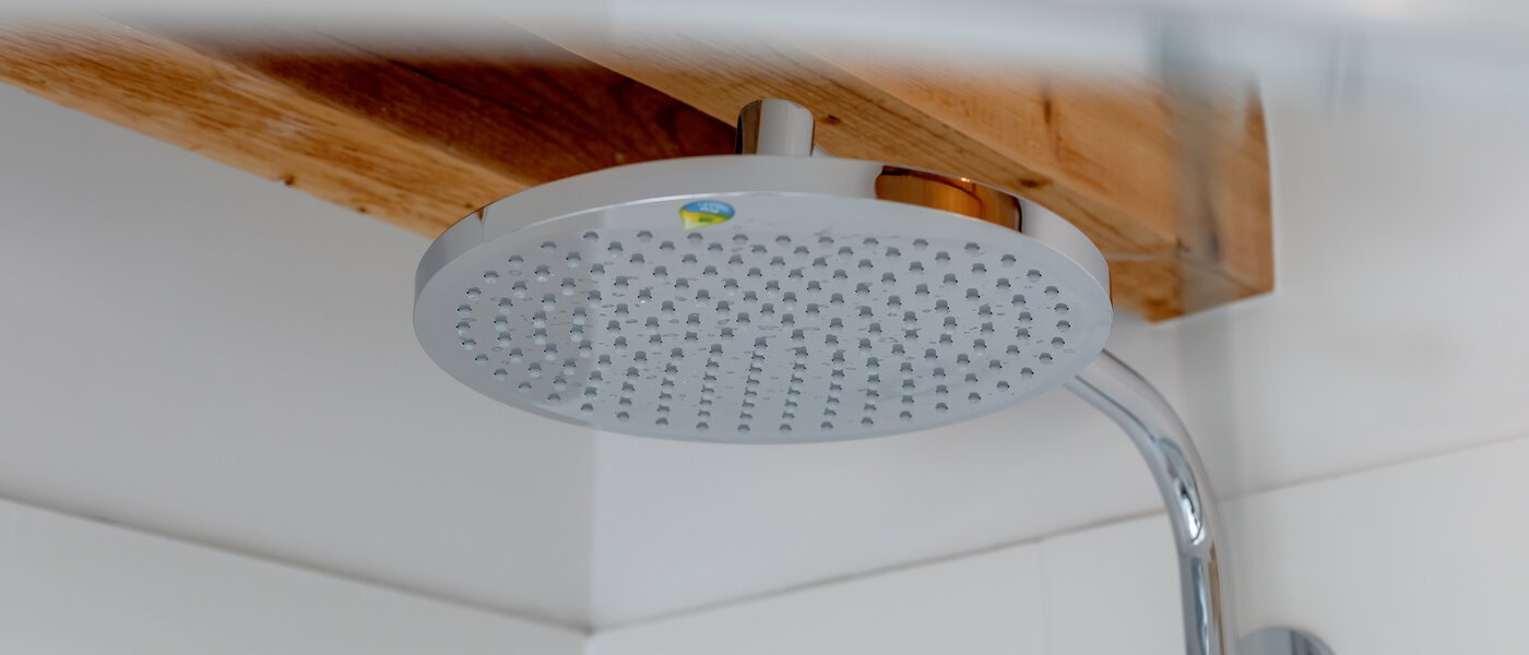 Podkrovní byt Feldafing Tutzing 03 Koupelna 11697