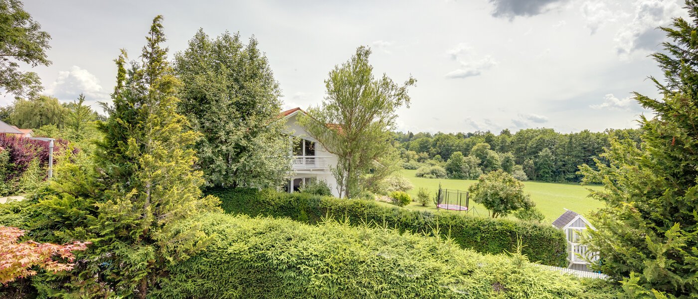 Podkrovní byt Feldafing Tutzing 01 Zobrazit 11697