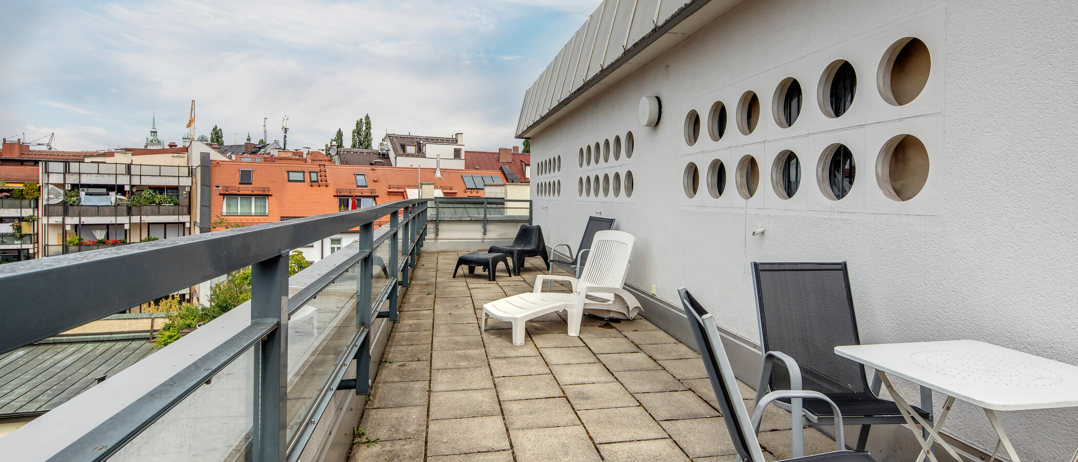 Lapos München Gärtnerplatzviertel 01 Közös terasz  11709