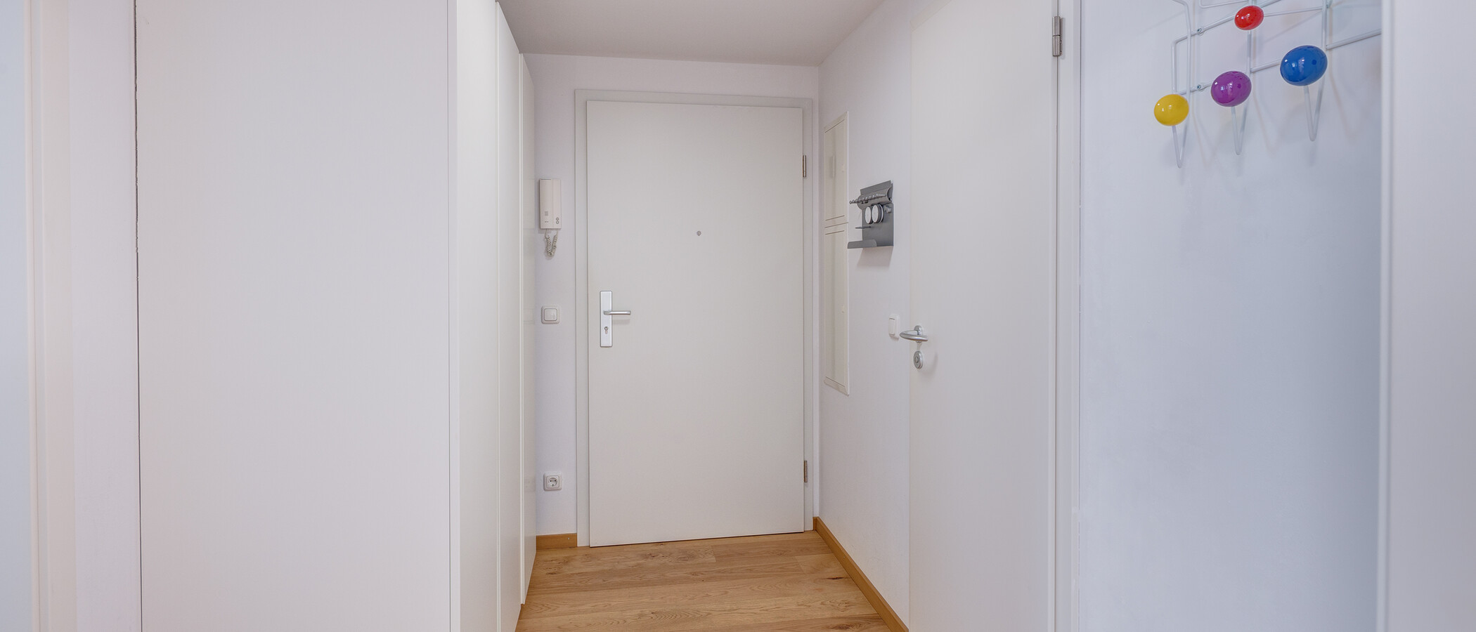 Ploché München Messestadt Riem 01 Chodba/chodba 11711