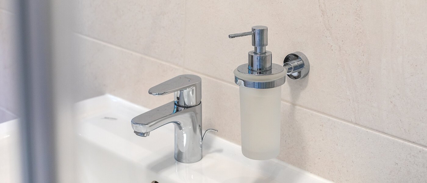 Flat München Milbertshofen 03 Baderom 11770