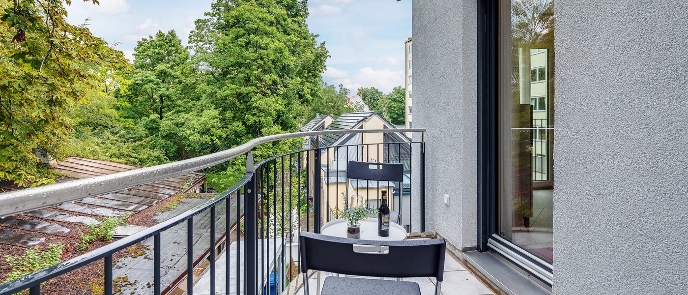 Flat München Milbertshofen 01 Balkong 11770