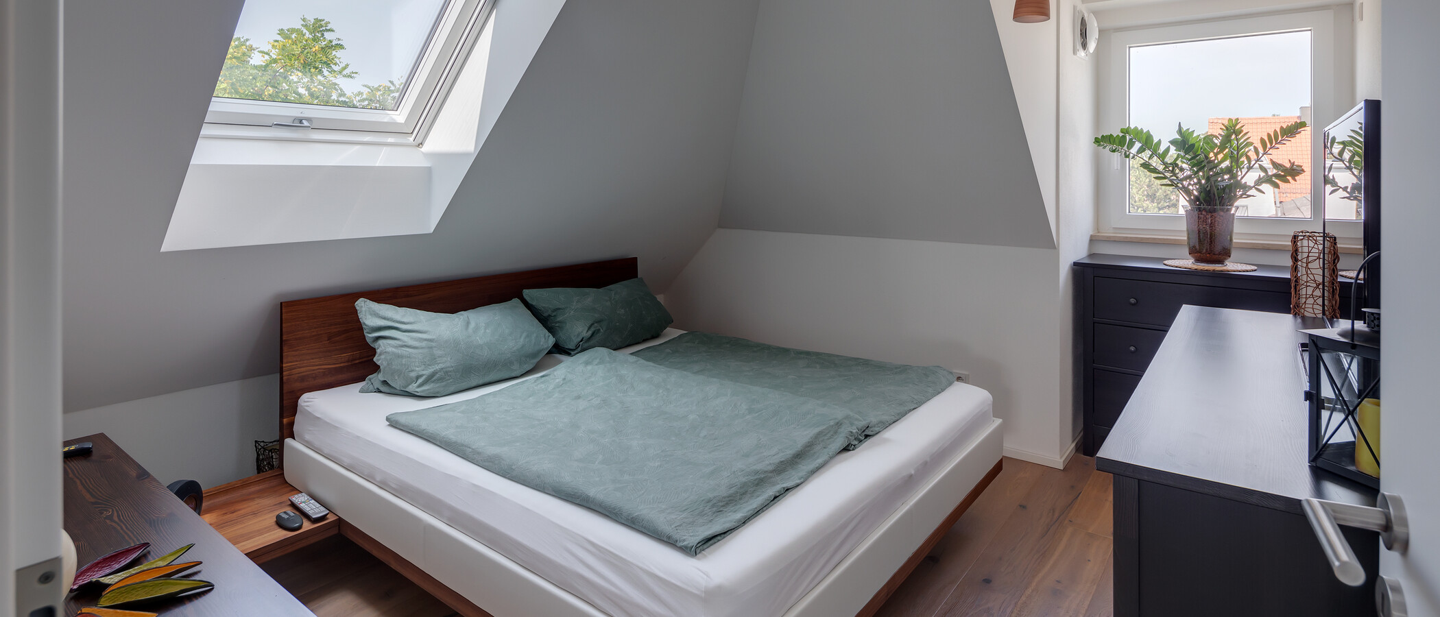 Podkrovní byt München Großhadern 01 Ložnice 11784